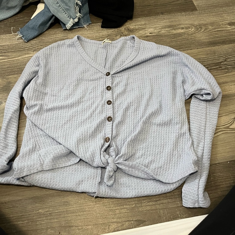 tillys top